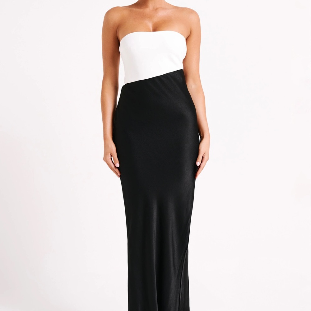 Meshki NWT miranda contrast dress